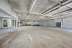 613 S Armstrong Avenue - Photo 9