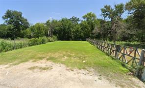 2910 Nan Jones Avenue - Photo 1