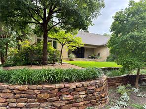 10115 Chesterton Drive - Photo 1