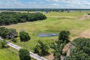 190 County Road 2141 - Photo 1