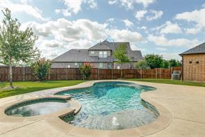 2723 Village Creek Street - Photo 1