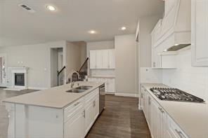 2723 Village Creek Street - Photo 14