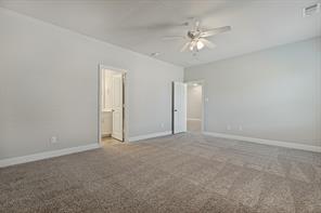 2723 Village Creek Street - Photo 23