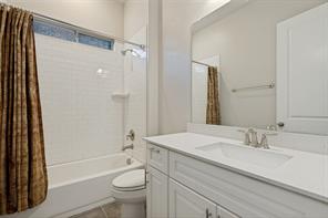 2723 Village Creek Street - Photo 29