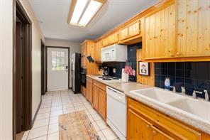 1747 County Road 1785 - Photo 28