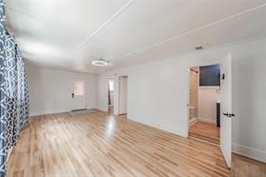 306 Davis Street - Photo 21