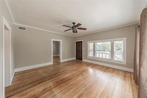 306 Davis Street - Photo 5