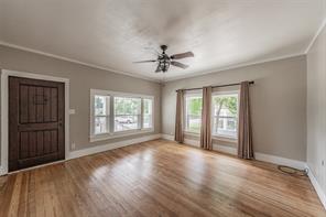 306 Davis Street - Photo 7