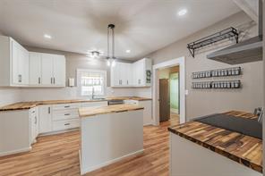 306 Davis Street - Photo 8
