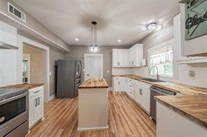 306 Davis Street - Photo 9