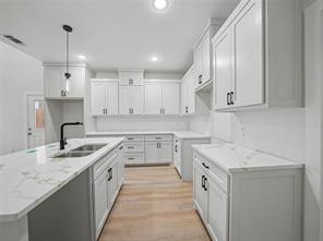 1163 Blalock Avenue - Photo 12