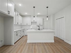 1163 Blalock Avenue - Photo 7