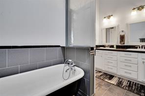 312 W 8th Street - Photo 17
