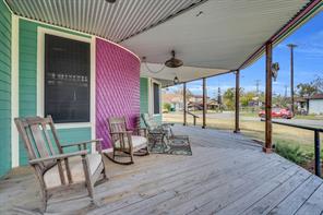 312 W 8th Street - Photo 3