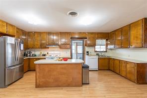 8867 Spinks Road - Photo 35
