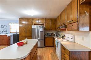 8867 Spinks Road - Photo 36