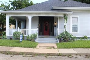 2818 S Blades Street - Photo 1