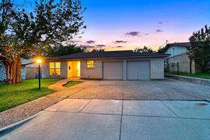 6600 Cervantes Avenue - Photo 1