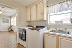 2100 Fm 3048 - Photo 15