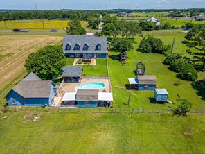 2100 Fm 3048 - Photo 4