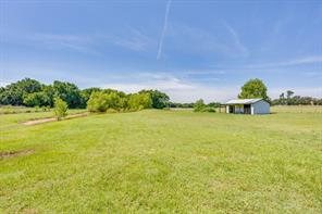 2100 Fm 3048 - Photo 40