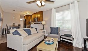 1810 Shaw Street - Photo 2