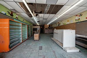 114 E Hamilton Street - Photo 9