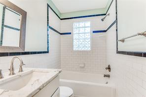 7015 Hammond Avenue - Photo 9