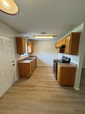 1109 N Riggins Street - Photo 3