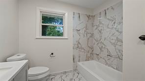 4600 Robinwood Drive - Photo 11