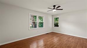 4600 Robinwood Drive - Photo 15