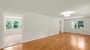 4600 Robinwood Drive - Photo 2