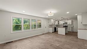 4600 Robinwood Drive - Photo 6