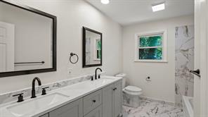 4600 Robinwood Drive - Photo 9