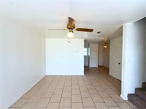 807 W Walnut Street W - Photo 1