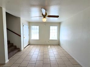 807 W Walnut Street W - Photo 2