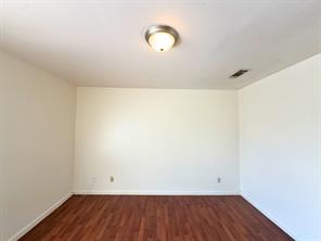807 W Walnut Street W - Photo 9