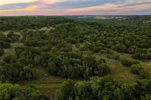 28205 N US Highway 281 - Photo 22