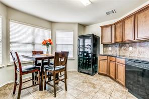 1774 Pioneer Way - Photo 5