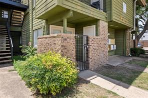 9831 Walnut Street - Photo 17