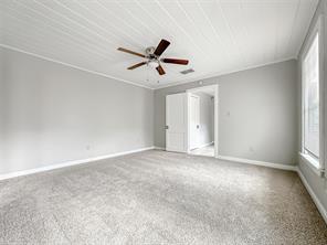 6340 Parkdale Drive - Photo 12