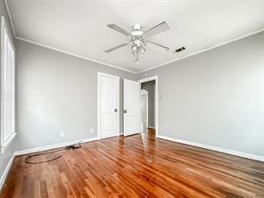6340 Parkdale Drive - Photo 14