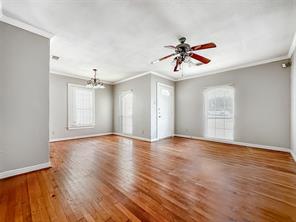 6340 Parkdale Drive - Photo 5