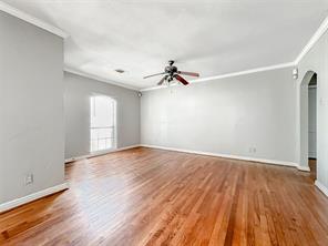 6340 Parkdale Drive - Photo 7