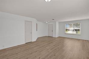 4507 Falcon Drive - Photo 5