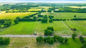393 Private Road 33261 - Photo 6