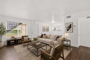 7929 Royal Lane - Photo 1