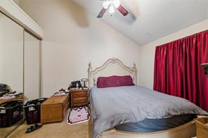 10464 Woodleaf Drive - Photo 13
