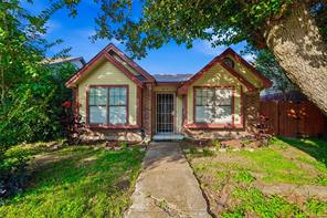 10464 Woodleaf Drive - Photo 2
