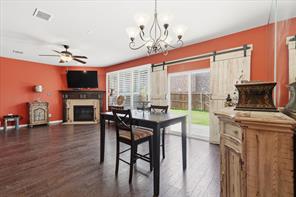 399 Dublin Street - Photo 2
